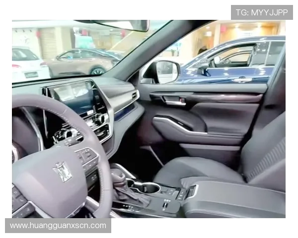 皇冠尊享版安全配置升级,为您的行车保驾护航提供全面保障 皇冠尊享版安全配置升级,为您的行车保驾护航提供全面保障